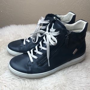 Ecco Soft 7 High Top Leather comfort sneaker